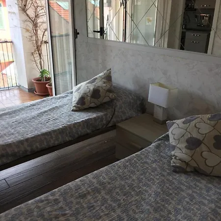 In Centro A Апартаменти Рапалло